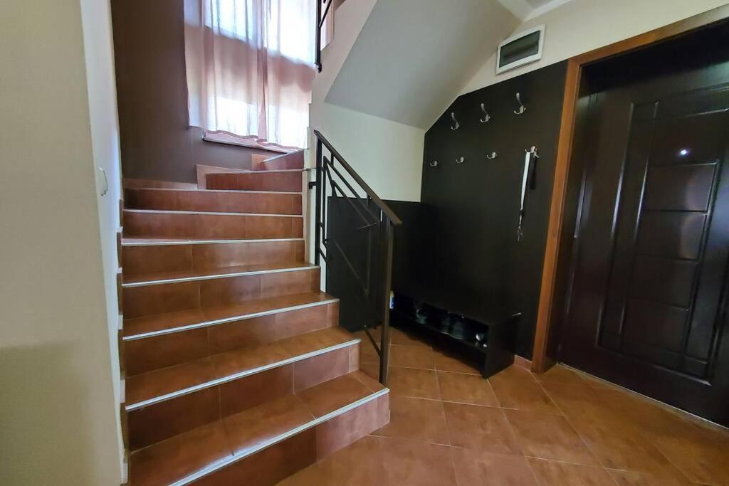 Двете Къщи В Планината Villa Beli Osŭm Buitenkant foto